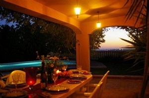 villa almancil portugese holiday letting dinning at sunset 519987